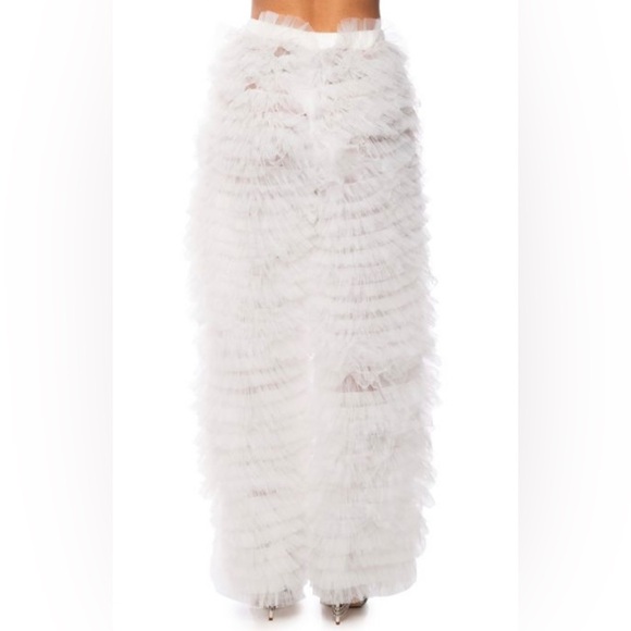 AKIRA Size Small White Virgo Layering Top & Main Character Tulle 2pc Set - Picture 10 of 15